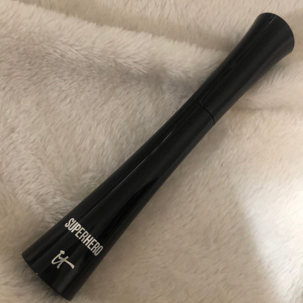 It Cosmetics Superhero mascara